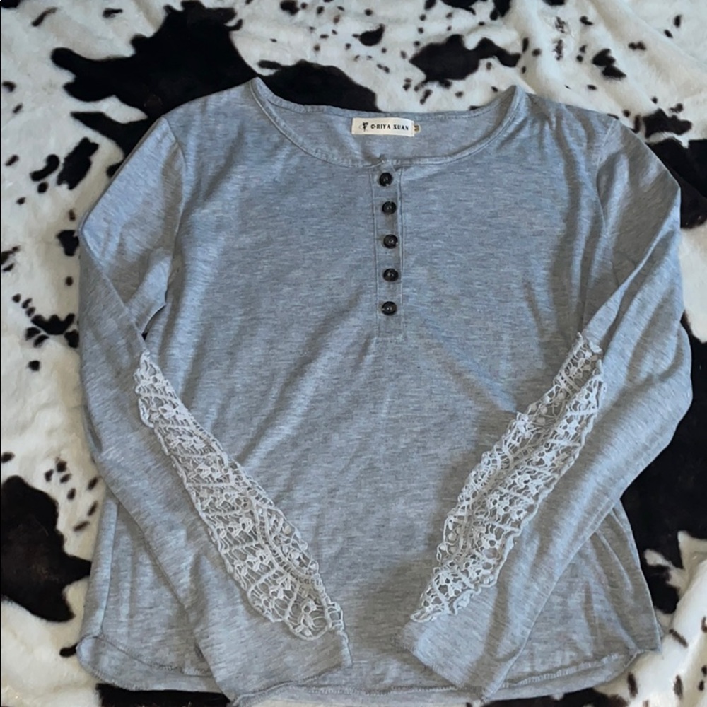 Lace sleeve top